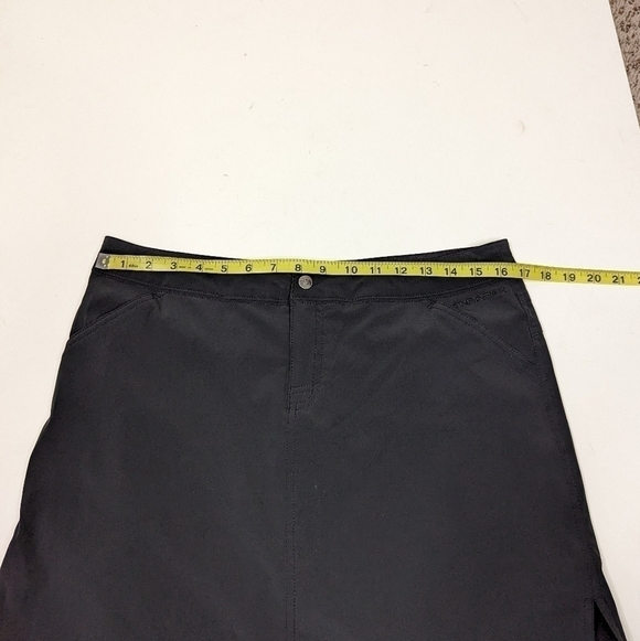 The North Face TNF Apex Casey Black Athletic Skort - Picture 8 of 8
